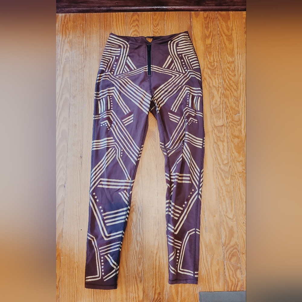 Urban Outfitters workout leggings